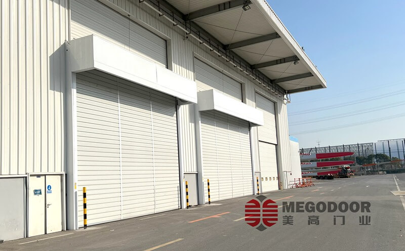 南京军工企业安装的硬质快速卷帘门插图