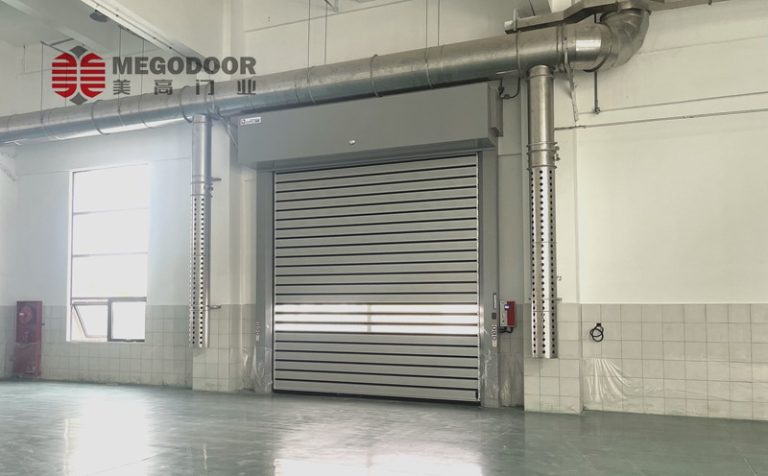 可出口硬质快速卷帘门，助力工厂实现高效通行与海外项目配套缩略图